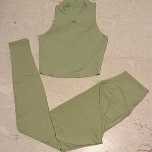 ALO Yoga light green Activewear Set